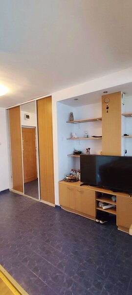 Nerva Traian, Octavian Goga